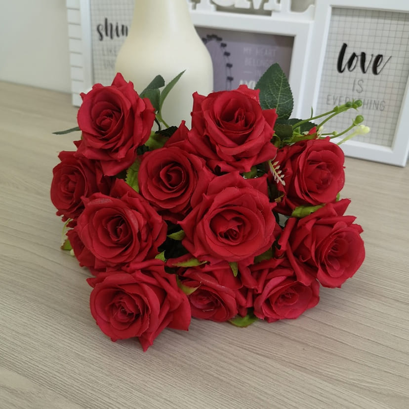 Искусственные цветы в Магнитогорске | Цветы искусственные «Розы острые», красные, букет