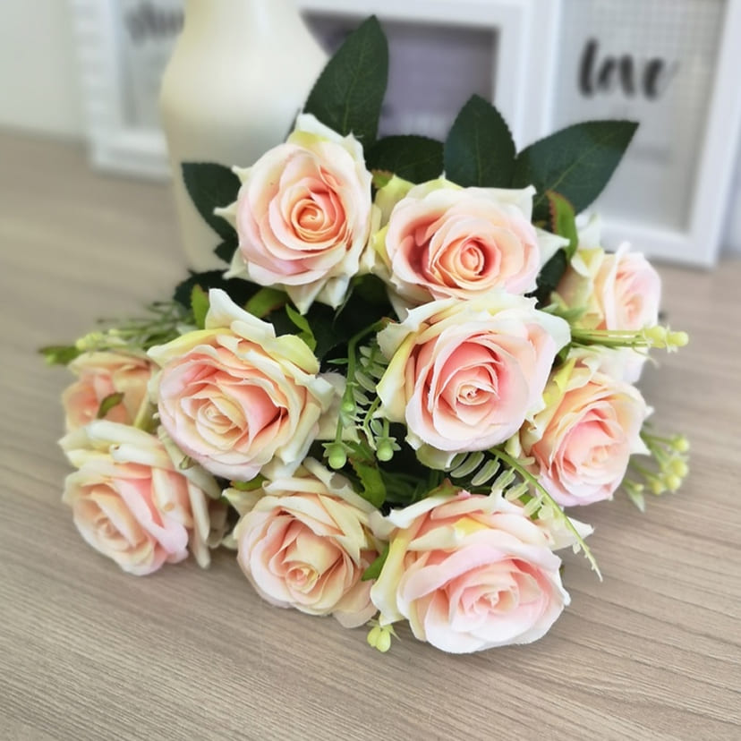 Искусственные цветы в Магнитогорске | Цветы искусственные «Розы острые», розовато-молочные, букет