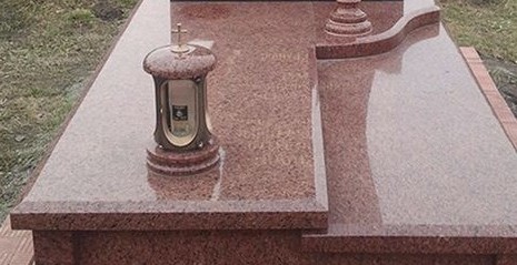 lampada-na-mogilu.jpg lampada-na-mogilu.jpg